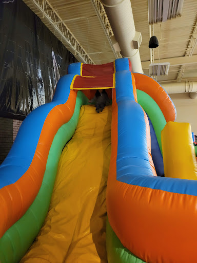 Shopping Mall «Merle Hay Mall», reviews and photos, 3800 Merle Hay Rd, Des Moines, IA 50310, USA