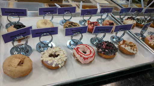 Donut Shop «Peace, Love And Little Donuts Of Green», reviews and photos, 3700 Massillon Rd, Uniontown, OH 44685, USA