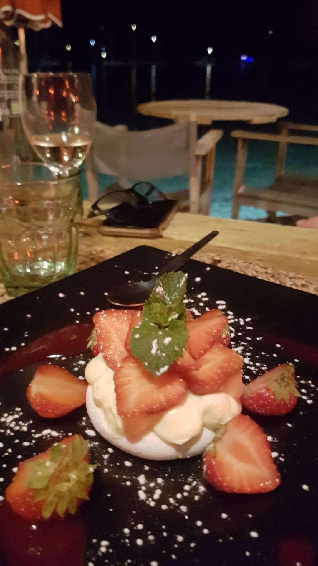 Photo n° 2 de l'avis de La.u fait le 25/08/2019 à 01:19