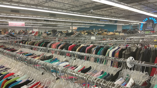 Thrift Store «Goodwill Central Texas - Macfarlane Center & Computer Works», reviews and photos