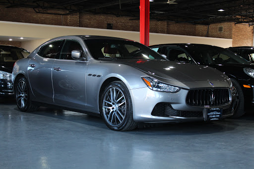 Car Dealer «CHICAGO CAR CORNER», reviews and photos, 5480 N Elston Ave, Chicago, IL 60630, USA