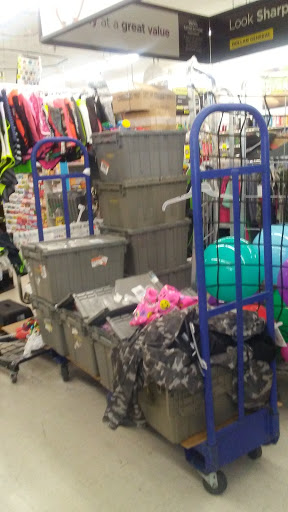 Discount Store «Dollar General», reviews and photos, 1275 W Patrick St, Frederick, MD 21702, USA