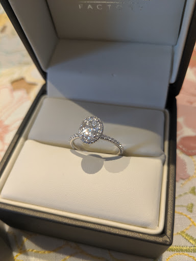 Jewelry Store «The Diamond Factory of Ann Arbor», reviews and photos, 668 Briarwood Cir, Ann Arbor, MI 48108, USA