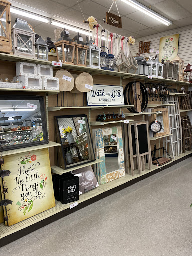 Craft Store «Ben Franklin Crafts and Frame Shop», reviews and photos, 19505 US-2, Monroe, WA 98272, USA
