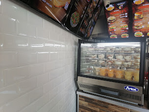 Photo n°30 de Ô'cheez Domont en mode grill burger Tacos kebab burger sandwich aux choix à Domont ()
