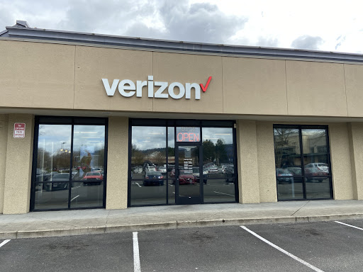 Cell Phone Store «Verizon Wireless - Cellular Plus», reviews and photos, 8222 N Ivanhoe St, Portland, OR 97203, USA