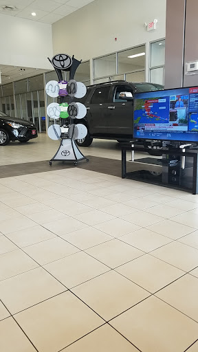 Car Dealer «Colonial Toyota», reviews and photos, 550 George Washington Hwy, Smithfield, RI 02917, USA