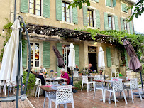 Atmosphère du La Pastorale - Restaurant Reillanne - n°11