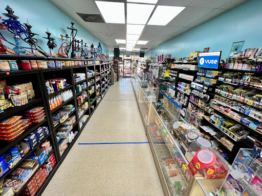 Tobacco Shop «Smokers Heaven KC», reviews and photos, 10145 Wornall Rd, Kansas City, MO 64114, USA