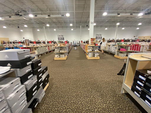 Shoe Store «DSW Designer Shoe Warehouse», reviews and photos, 375 E Altamonte Dr, Altamonte Springs, FL 32701, USA
