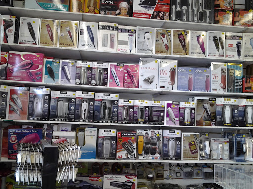 Beauty Supply Store «UN Beauty Supply», reviews and photos, 7651 Gratiot Ave, Detroit, MI 48213, USA