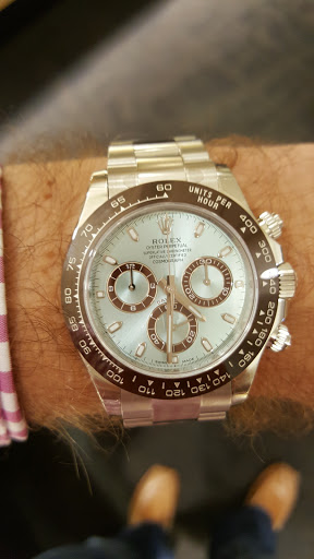 Jewelry Store «TIVOL», reviews and photos, 220 Nichols Rd, Kansas City, MO 64112, USA