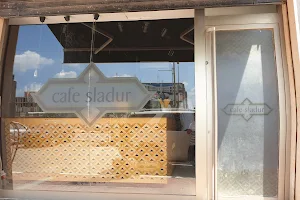 Cafe Sladur image