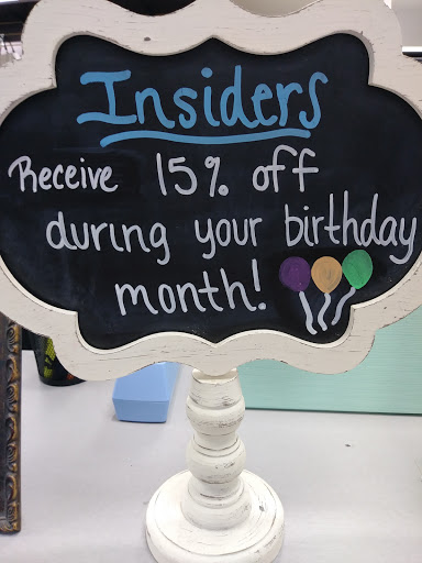 Clothing Store «Uptown Cheapskate», reviews and photos, 8228 E 61st St #101, Tulsa, OK 74133, USA