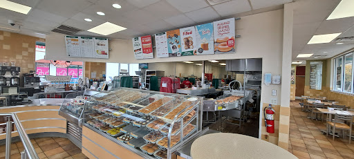 Bakery «Krispy Kreme Doughnuts», reviews and photos, 5318 W Irlo Bronson Memorial Hwy, Kissimmee, FL 34746, USA