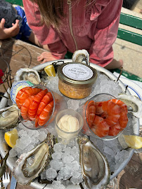 Plats et boissons du Restaurant La Cabane Réveleau, dégustation d'huîtres - Le Canon à Lège-Cap-Ferret - n°15