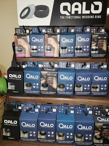 Sporting Goods Store «Big 5 Sporting Goods», reviews and photos, 3121 Wilshire Blvd, Santa Monica, CA 90403, USA