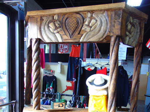 Flea Market «Springfield Flea Market & Gifts», reviews and photos, 1325 E Trafficway St, Springfield, MO 65802, USA