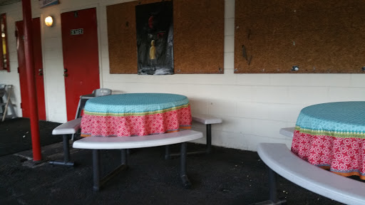 Drive-in Movie Theater «Highway 21 Drive In Movie Theater», reviews and photos, 55 Parker Dr, Beaufort, SC 29906, USA