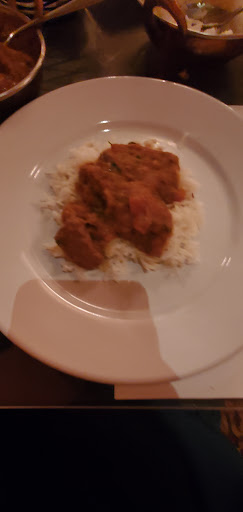 Indian Restaurant «Maharaja», reviews and photos, 1550 N Farwell Ave, Milwaukee, WI 53202, USA