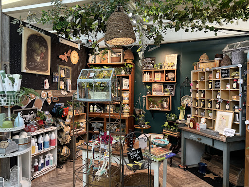 Main Street Vintage Market