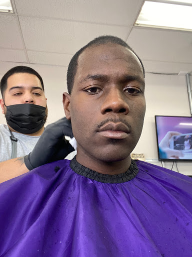 Barber Shop «Ferndogs Barber Shop», reviews and photos, 9818 Central Ave, Montclair, CA 91763, USA