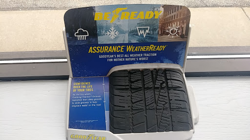 Auto Repair Shop «Monro Muffler Brake & Service», reviews and photos, 1058 W Prospect Rd, Ashtabula, OH 44004, USA