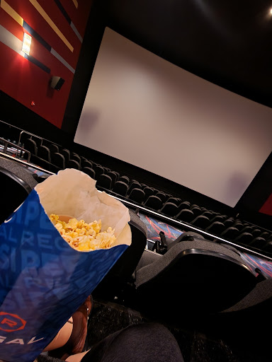 Movie Theater «Regal Cinemas Broward Stadium 12 & RPX», reviews and photos, 8000 W Broward Blvd, Plantation, FL 33388, USA