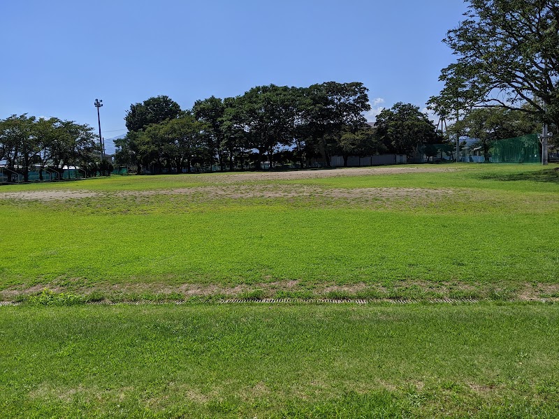 山梨県立青少年センター