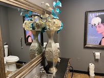 Twisted Sisters Salon - Photo 3 - Car repair in Burlington, NC, Burlington