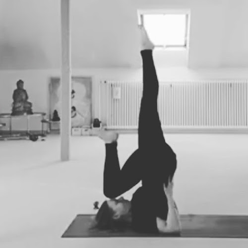Yogaschule E. Burgunder - Yoga-Studio