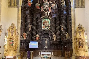 Iglesia de Santiago Apóstol image