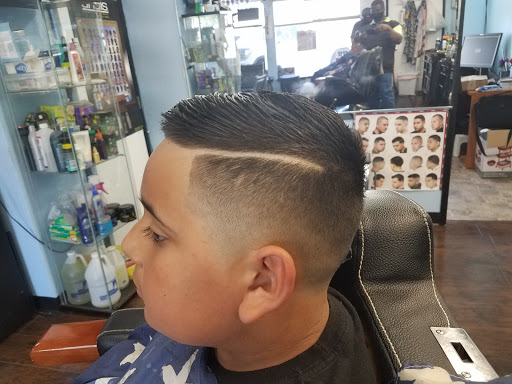 Barber Shop «St. Johns Barber Shop», reviews and photos, 22815 Pacific Hwy S, Des Moines, WA 98198, USA