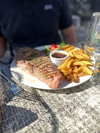 Steak du Restaurant Le Bouquet. à Conflans-Sainte-Honorine - n°1