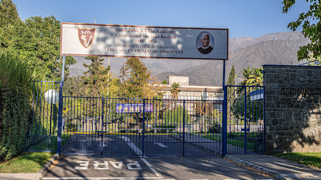 Colegio Saint John's Villa Academy - La Reina
