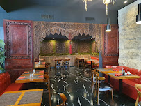 Atmosphère du Restaurant thaï Thaï Basilic Levallois Perret So Ouest - n°2