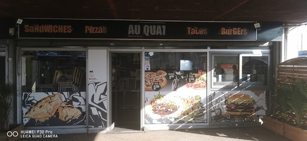 Le Buffet de la Gare.(AU Quai) à Arnouville