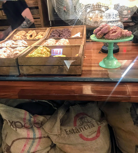 Donut Shop «Doughnut Vault», reviews and photos, 111 N Canal St, Chicago, IL 60606, USA