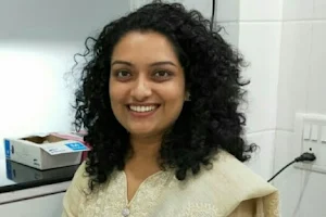 Dr Kavita Dalvi : Sunrise Dental Clinic image