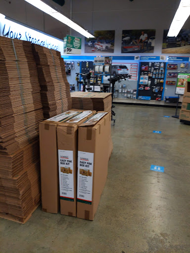 Truck Rental Agency «U-Haul Moving & Storage of Central Harrisburg», reviews and photos, 520 S 29th St, Harrisburg, PA 17104, USA