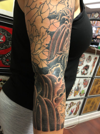 Tattoo Shop «Webbworks Tattoo Studio», reviews and photos, 2067 Pine Ridge Rd, Naples, FL 34109, USA