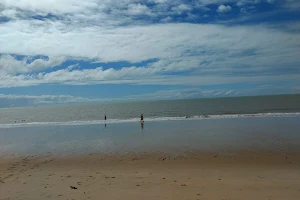 Praia Do Mundaí image