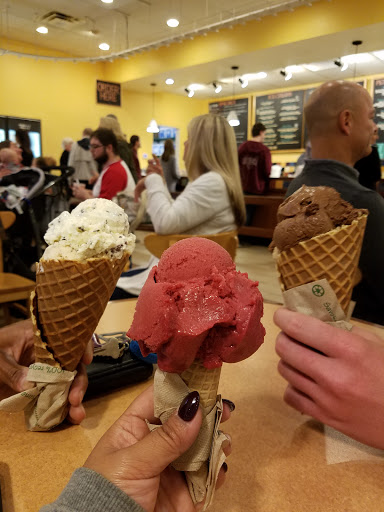 Mitchell's Ice Cream (Rocky River Shop)