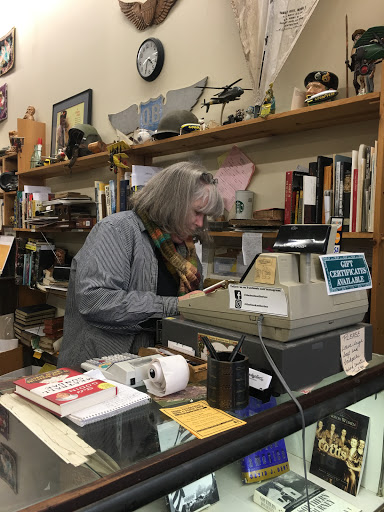 Book Store «Bookseller Inc», reviews and photos, 39 Westgate Cir, Akron, OH 44313, USA