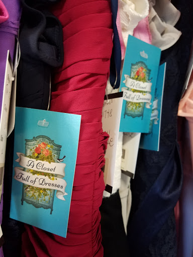 Bridal Shop «A Closet Full of Dresses», reviews and photos, 1249 N Greenfield Rd, Mesa, AZ 85205, USA