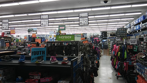 Sporting Goods Store «Big 5 Sporting Goods - Capistrano Beach», reviews and photos, 34101 Doheny Park Rd, Capistrano Beach, CA 92624, USA