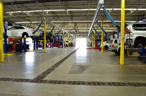 Toyota Dealer «Maplewood Toyota», reviews and photos, 2873 Maplewood Dr, Maplewood, MN 55109, USA