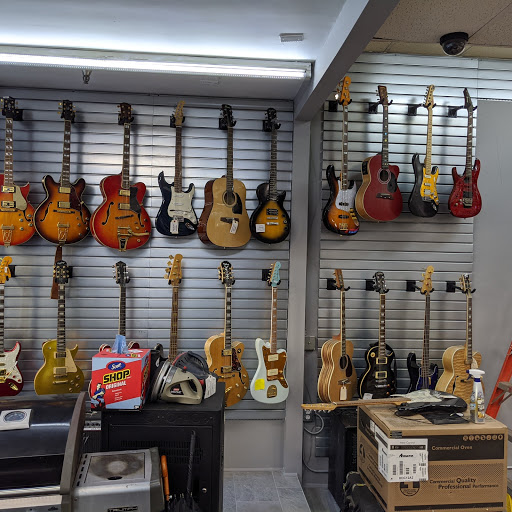 Pawn Shop «Royal Pawn Shop», reviews and photos, 428 S Clark St, Chicago, IL 60605, USA