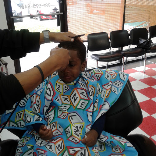 Barber Shop «Top 10 Barbershop», reviews and photos, 637 Wilson Rd, Humble, TX 77338, USA