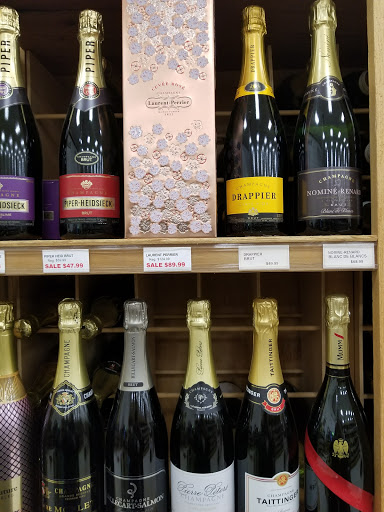Wine Store «Arrow Wine & Spirits», reviews and photos, 615 Lyons Rd, Dayton, OH 45459, USA